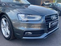 AUDI A4 AVANT