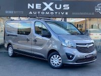 VAUXHALL VIVARO